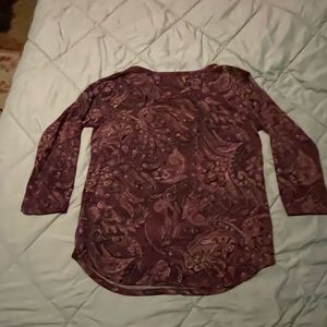Basic Editions long sleeved maroon shirt with design